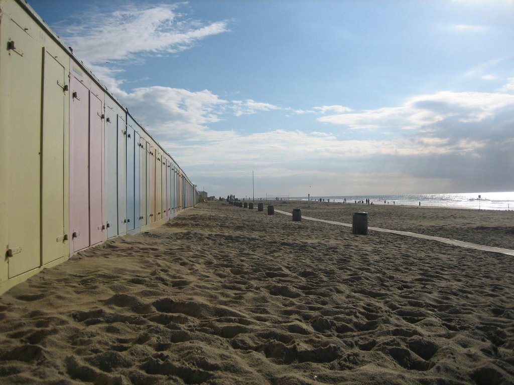 Strandhuisjes Domburg by MarjaSlappendel