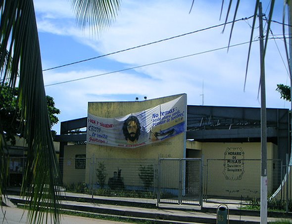 Puerto Maldonado, Peru by yvan mendez