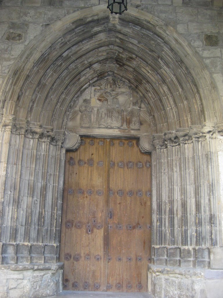 Portada iglesia de San Cristobal by d.armendariz