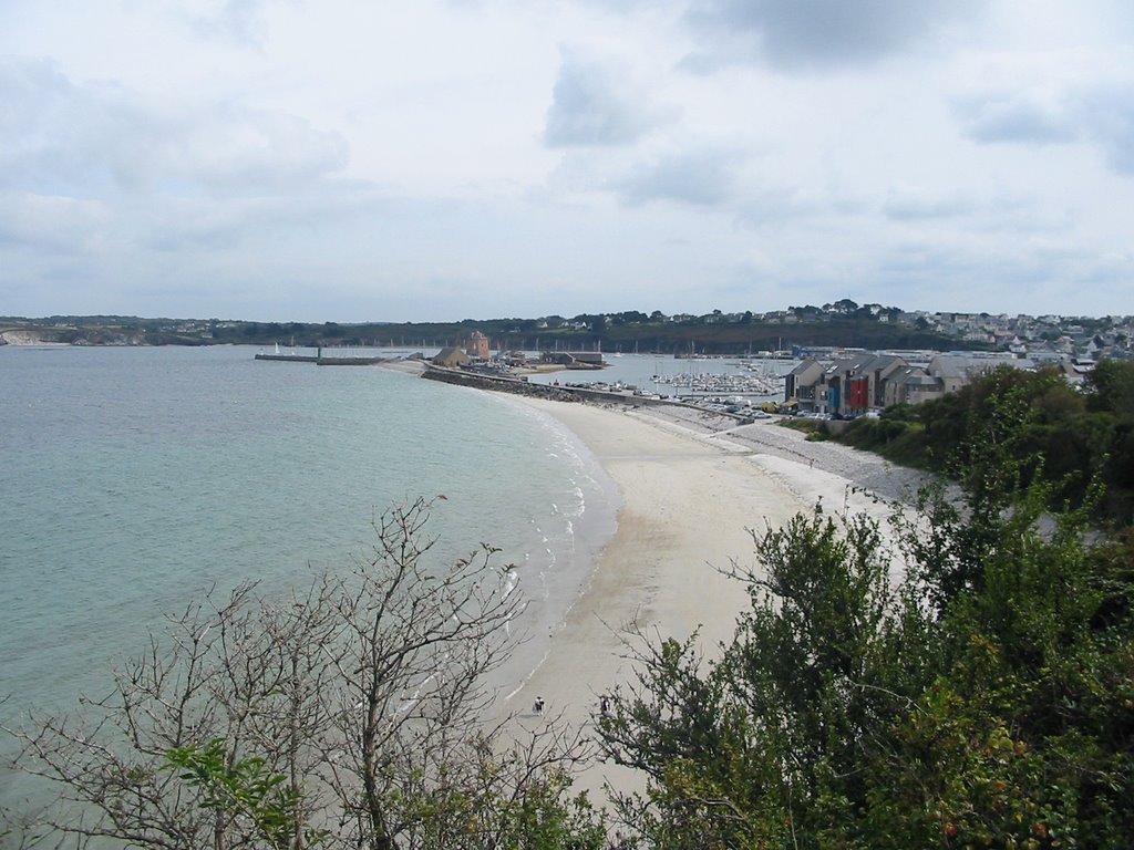 Vue sur le Port de Camaret by brigso