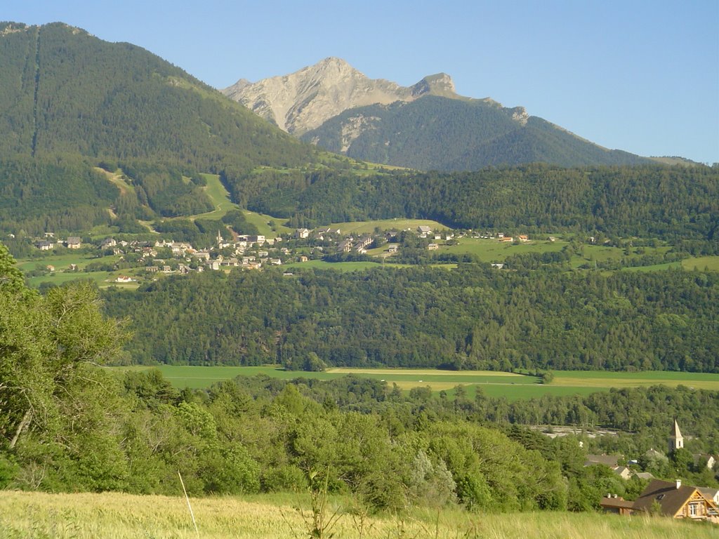 St Léger , de Chabottes by rotfred