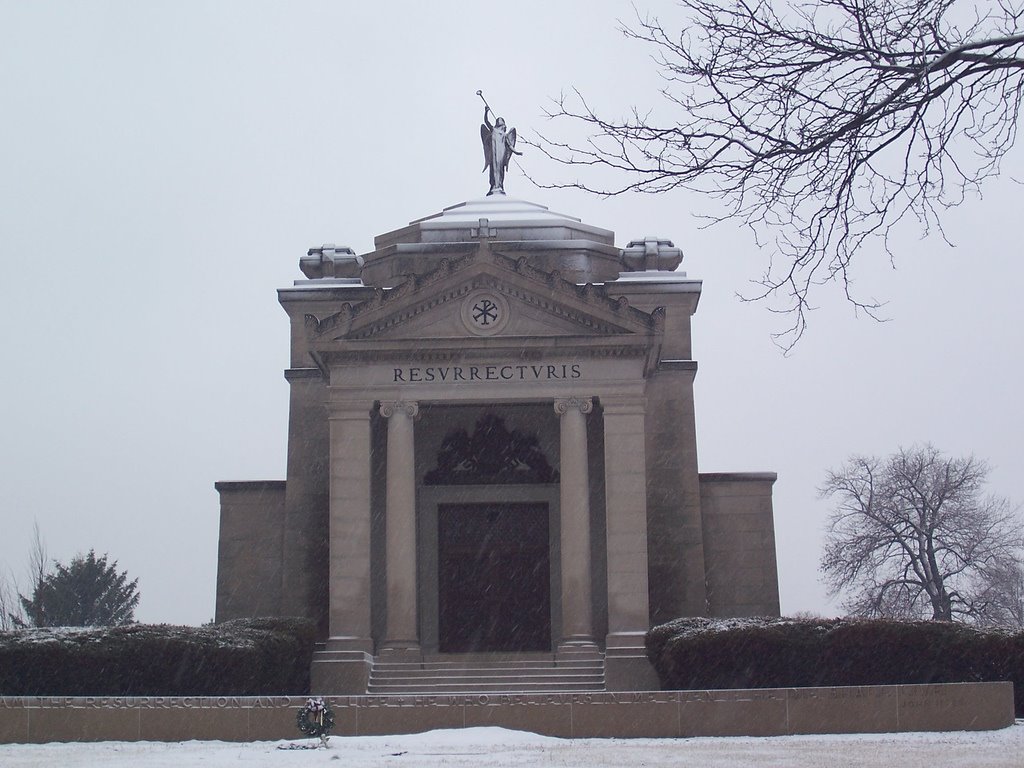 Bishops Chapel Mount Carmel Cemetery IL by treasurefiend