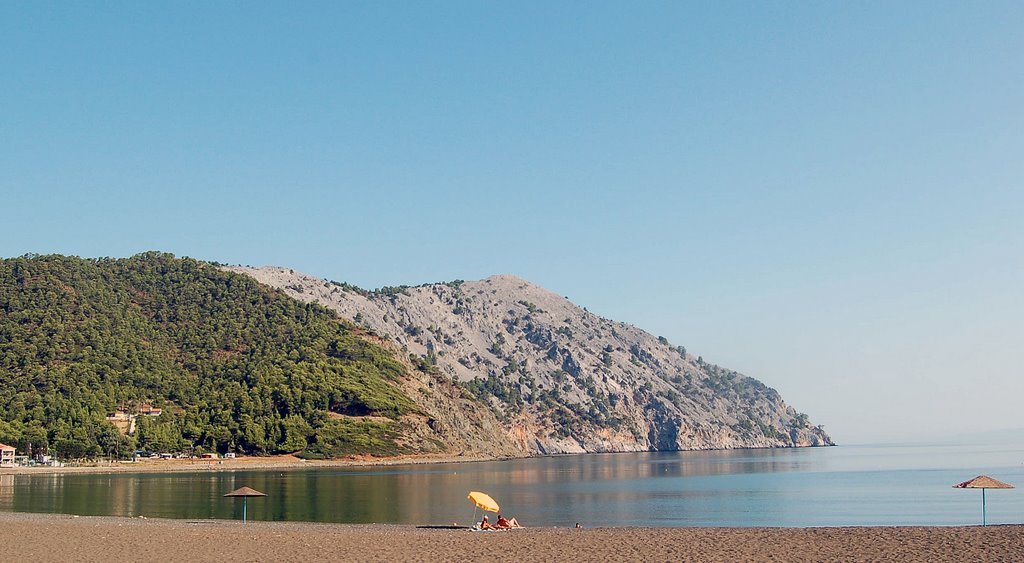 Pili Beach dine by dinos theofanidis