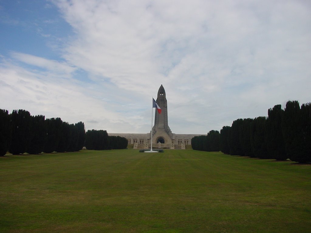 Memorial at Verdun by meeshka69