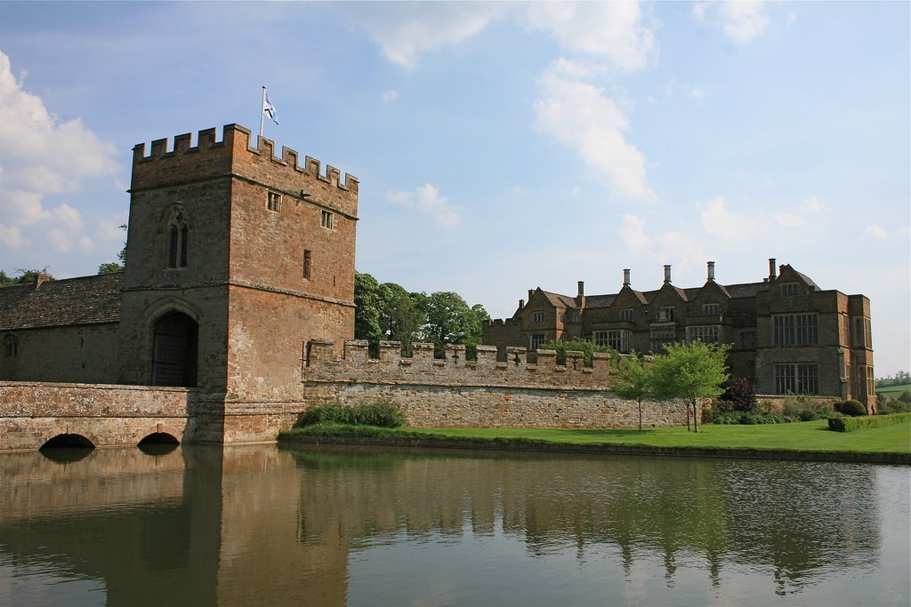 Broughton Palace by Ted Thompson