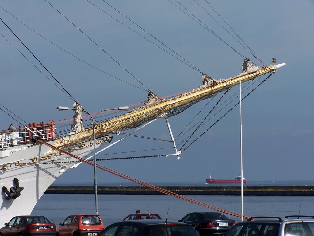 Śródmieście, Gdynia, Poland by jerzymichal