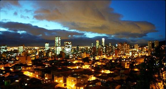 Bogotá de noche - Desde Universidad Externado de Colombia by gem493