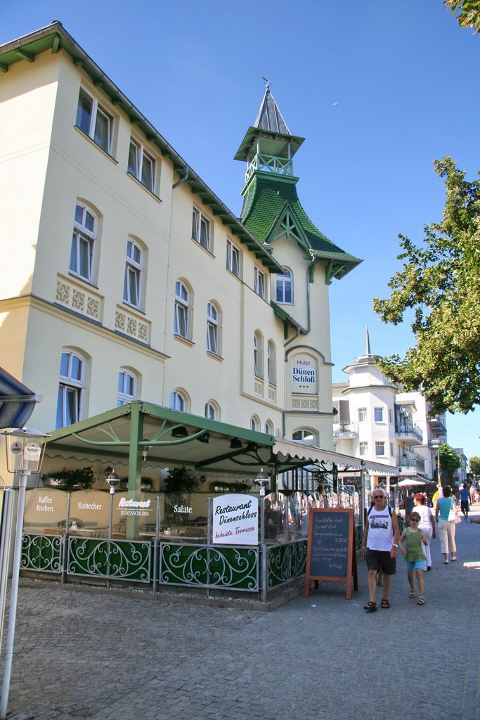 Hotel&Restaurent "Das Dünenschloß" by killerapfel