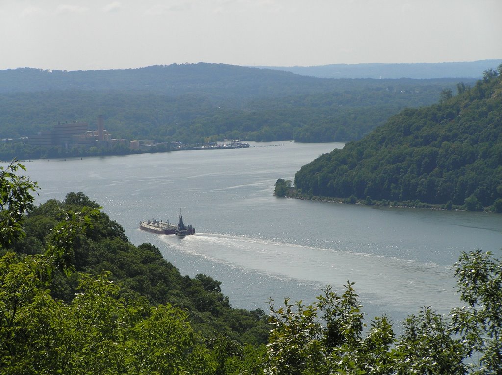 The Hudson from Bear Mountain Bridge Road by MrPotarto