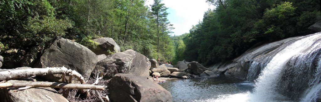 Turtleback falls Panoramic (Aug '08) by paulsyd03