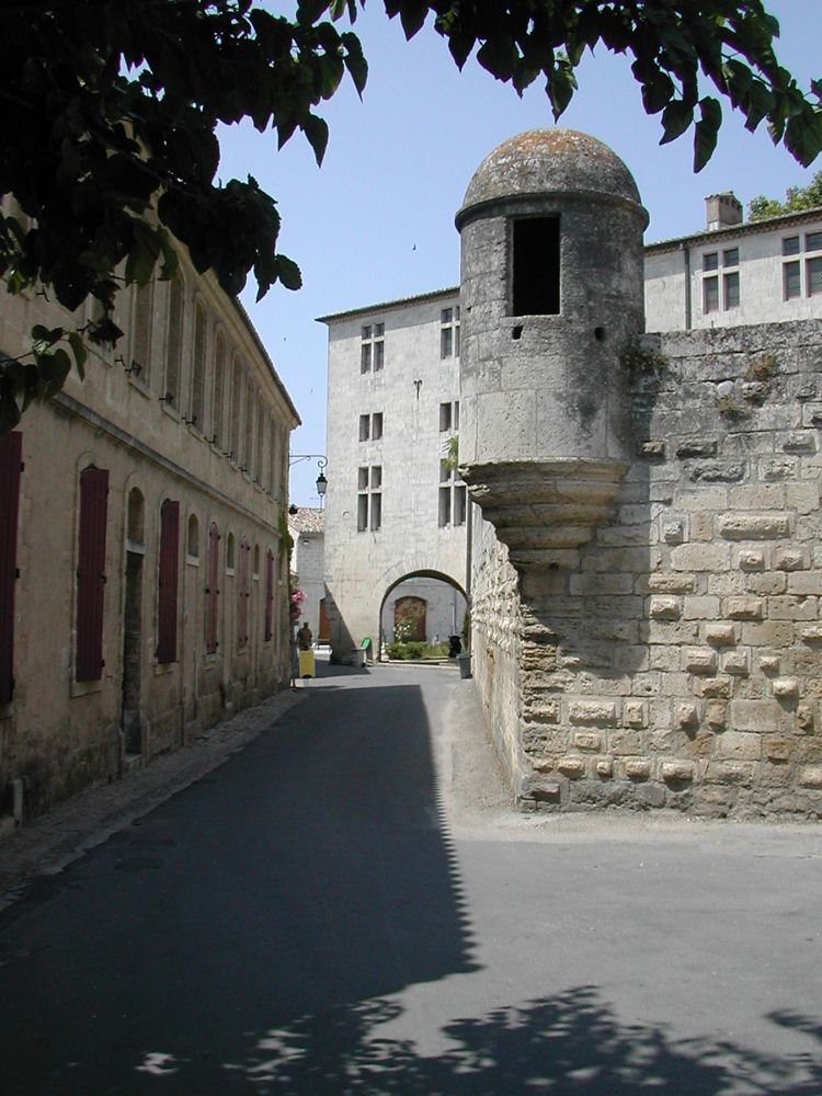 Aigues Mortes by Guy Butters