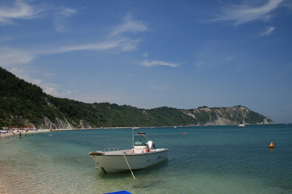 Portonovo - la spiaggia by Mario Marinoni