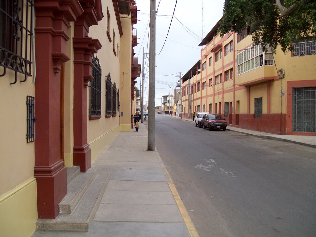 Av. Libertad esq. Moquegua by Miguel Ángel Cardena…