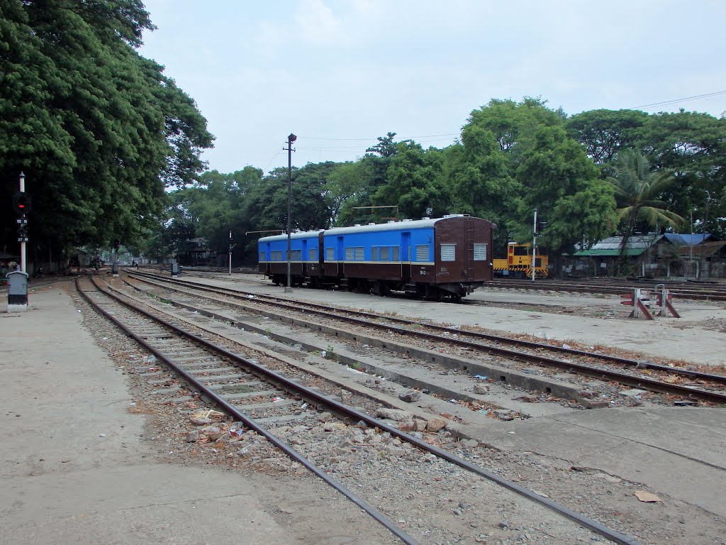 Pyinmana station by mohigan