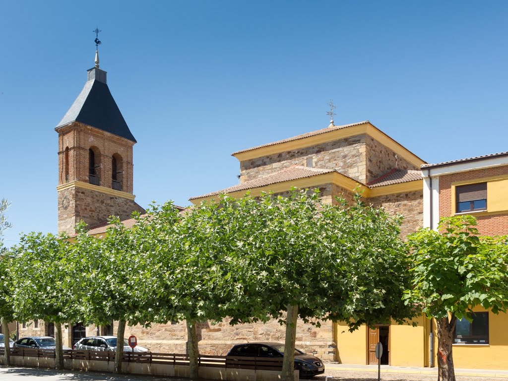 24286 Hospital de Órbigo, León, Spain by Paul Spanjaart