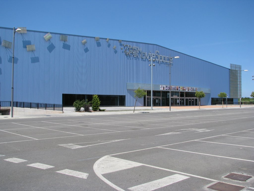 MovieSpace Centre de JCA Cinemes en Alpicat by xvie