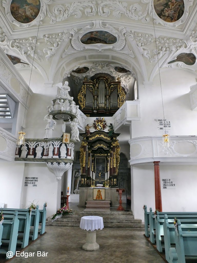 St. Laurentiuskirche in Thurnau by Edgar Bär