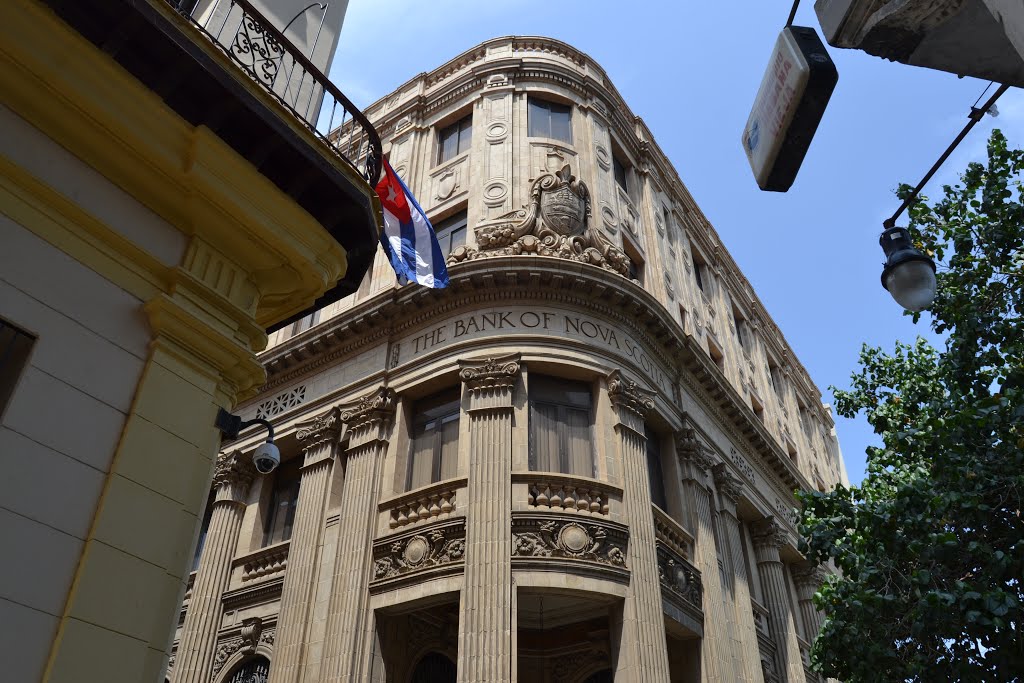 THE BANK OF NOVA SCOTIA, 1832, EN ESQUINA A CALLES O'REILLY Y CUBA. by CÉSAR O. GÓMEZ LÓPEZ