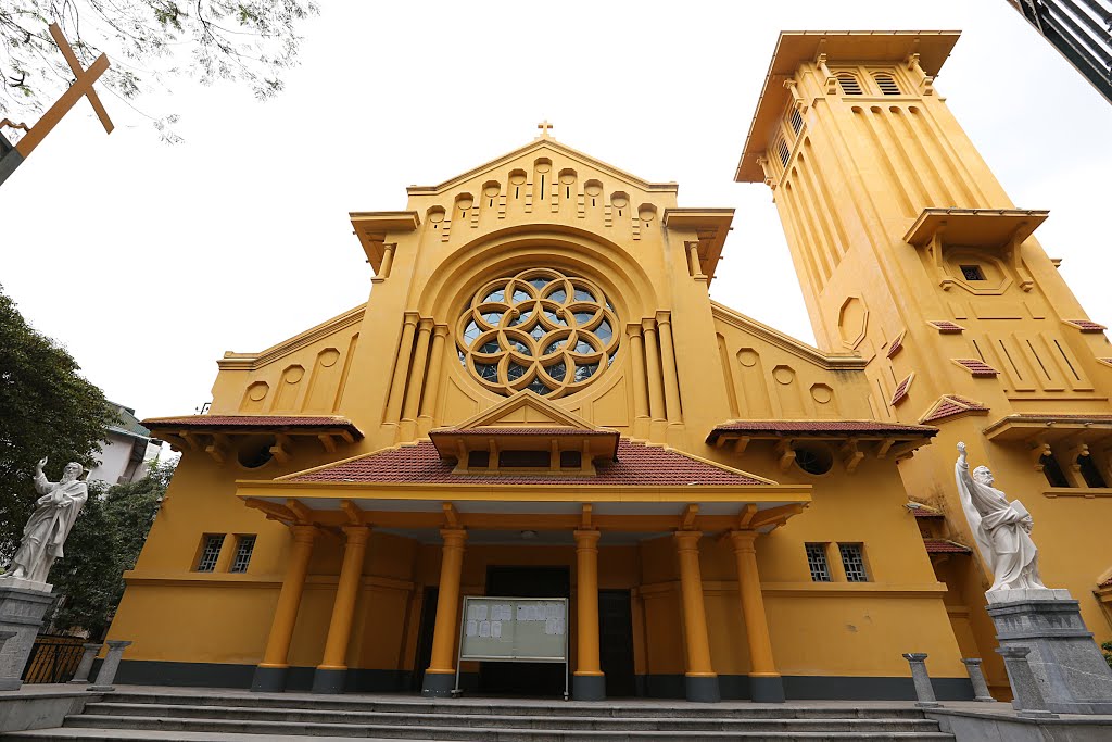 Quán Thánh, Ba Đình, Hà Nội, Vietnam by Dần Lê