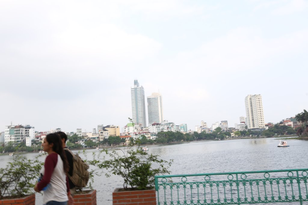 Trúc Bạch, Ba Đình, Hà Nội, Vietnam by Dần Lê