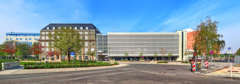 Chemnitz - Johannisplatz by Rudolf Henkel