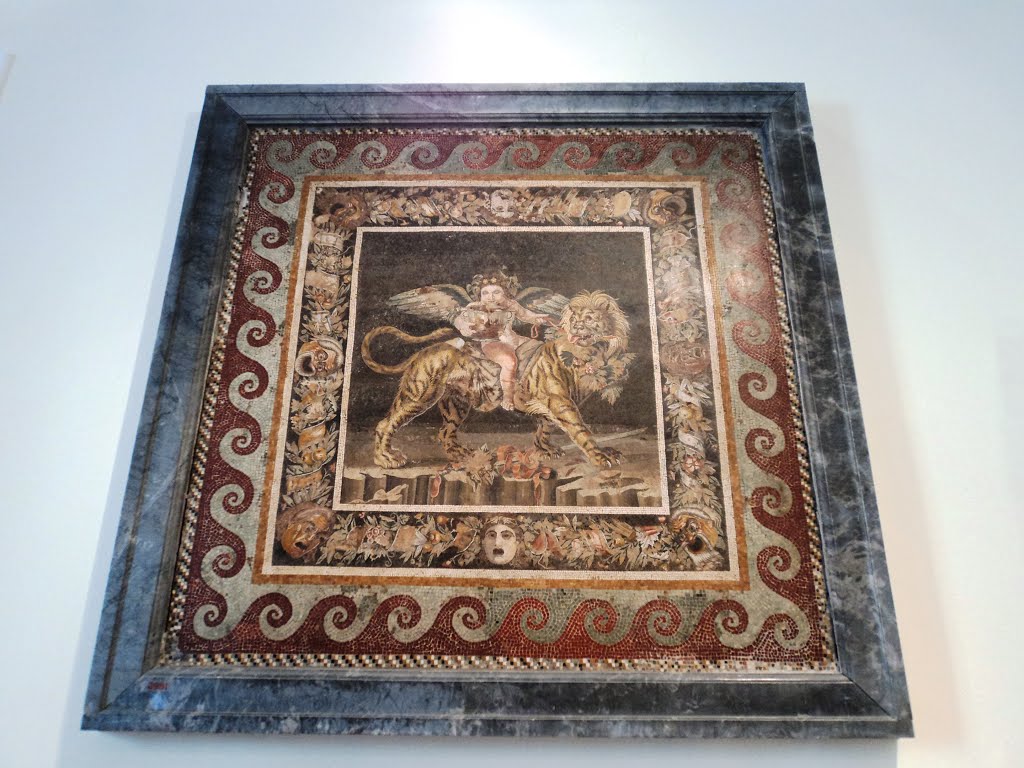 Museo archeologico nazionale di Napoli: Mosaici by Geo S