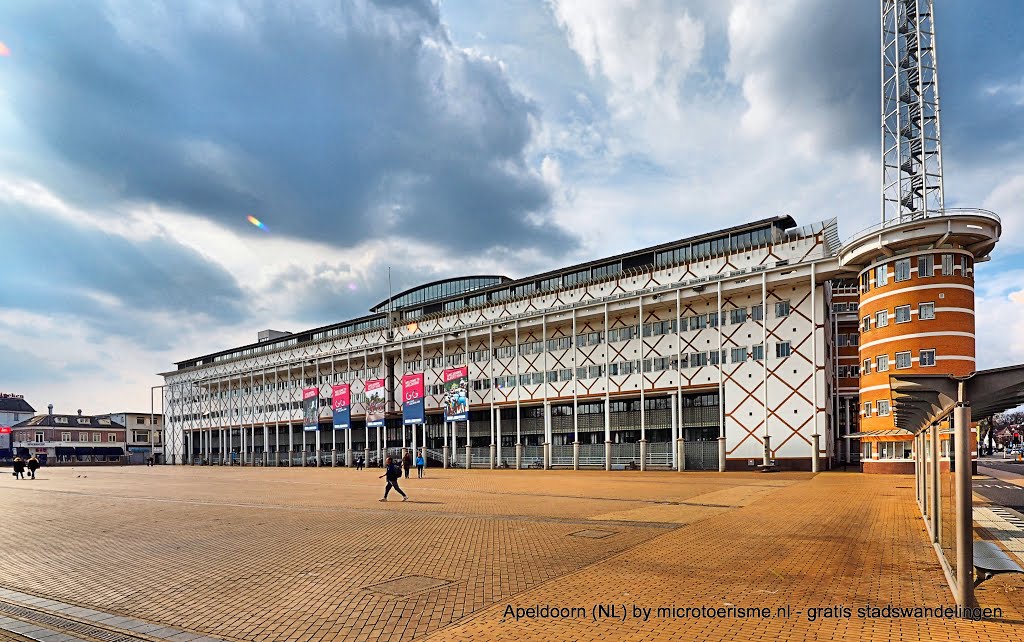 De Haven, Apeldoorn, Netherlands by InZicht