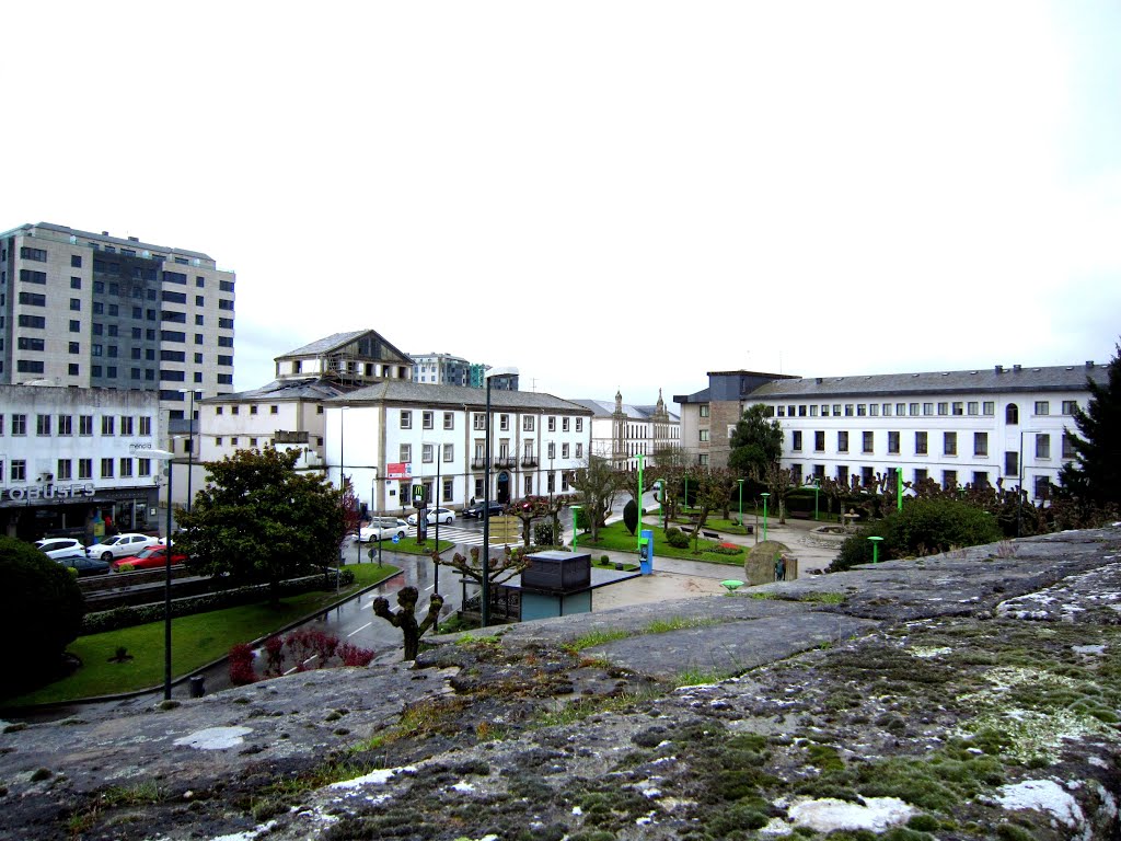 Muralla Romana, Lugo, Galicia, España. by P GARCIA