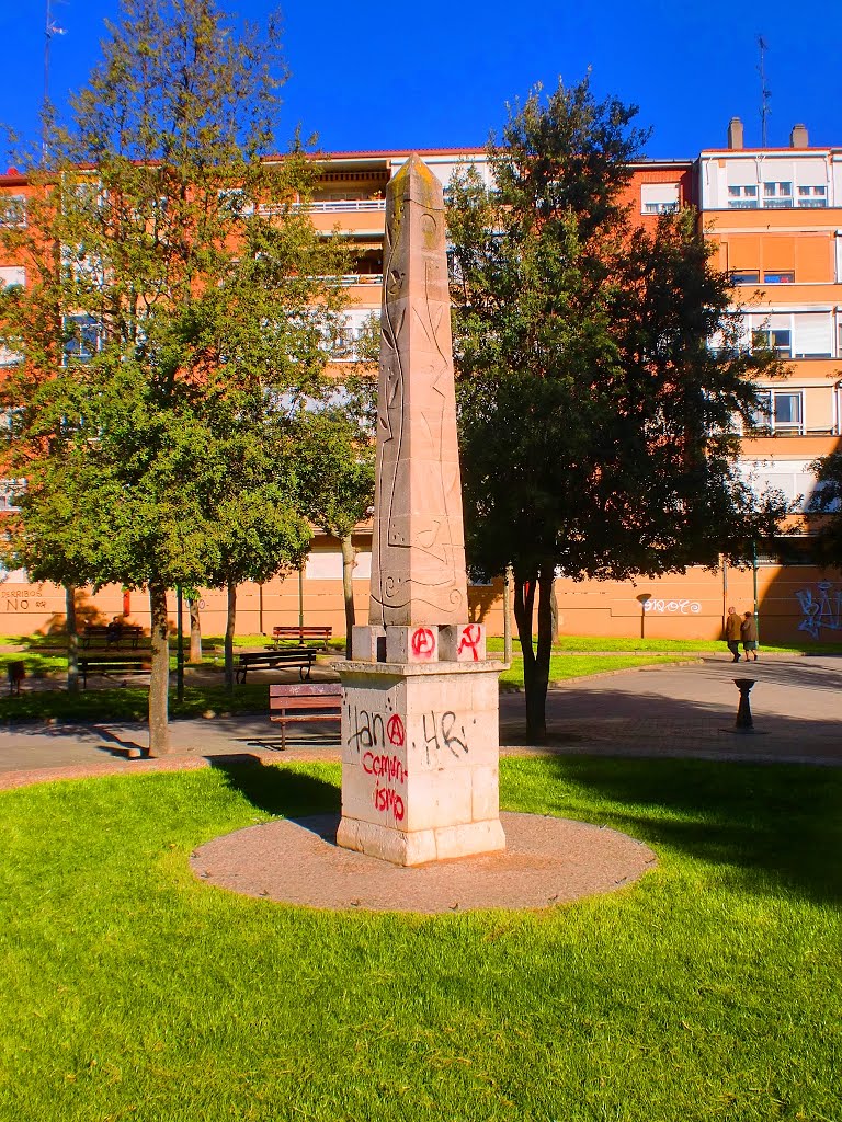 Escultura en Parque del Pato (Valladolid) by Moisés de Tapia Garc…