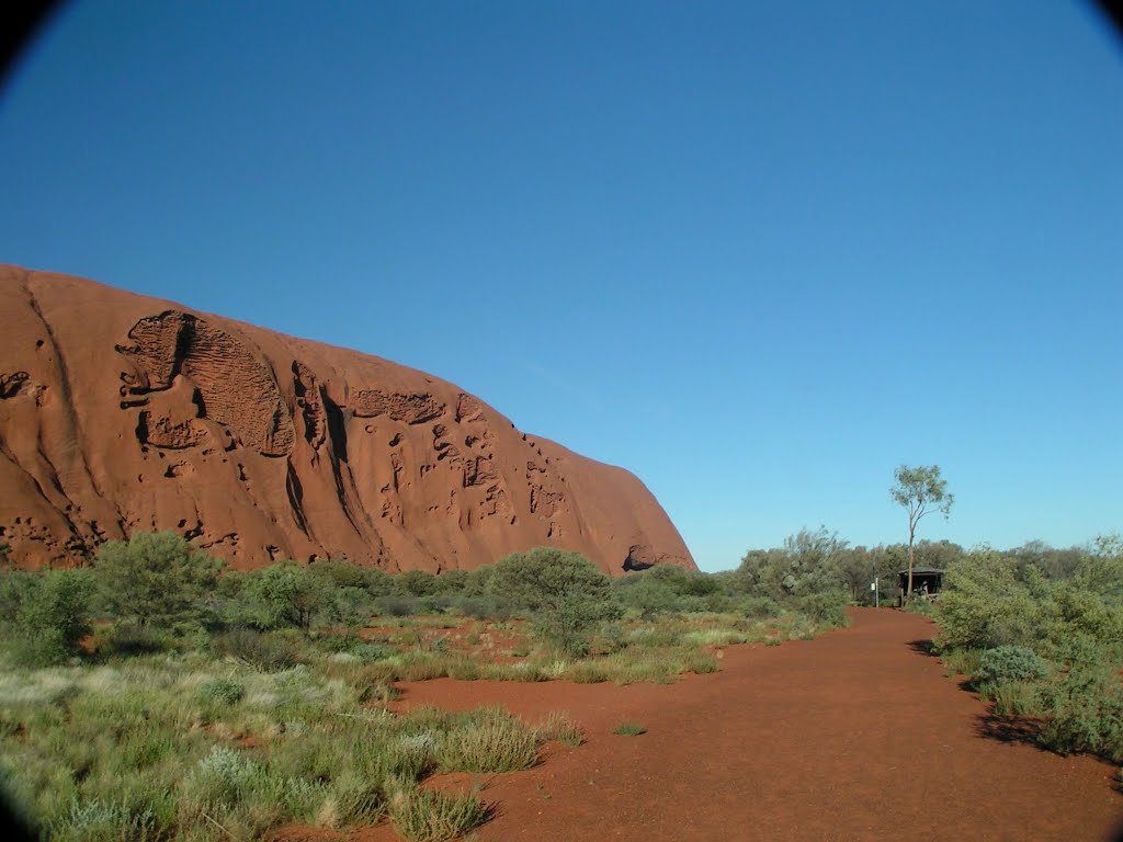 Petermann NT 0872, Australia by Toshiyuki TAKISHIMA