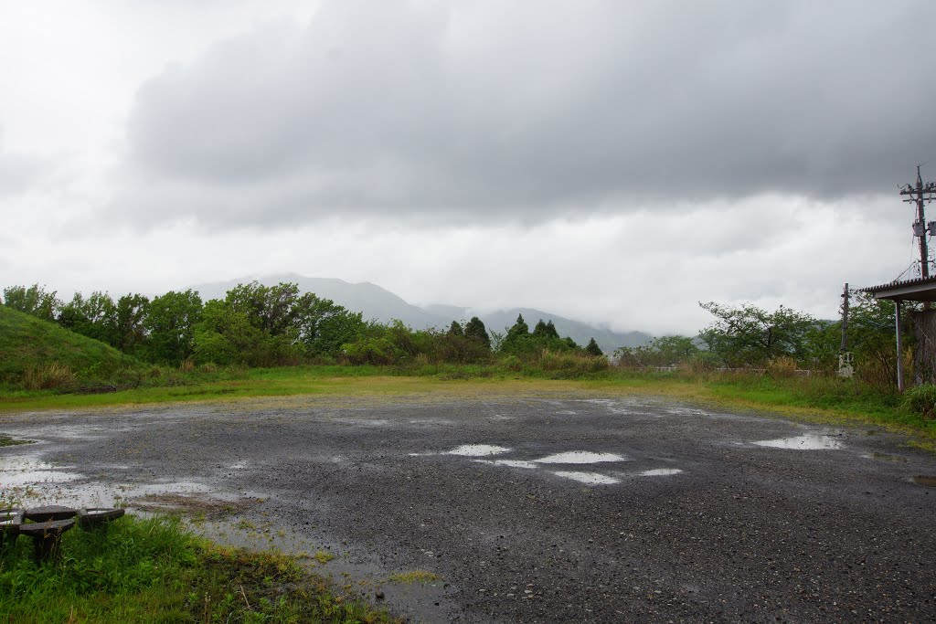 Naka, Tsuruga, Fukui Prefecture 914-0028, Japan by Aleksei Guzanov