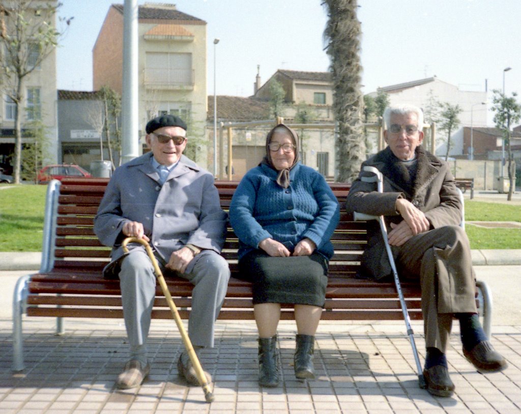 Ancianos en Sabadell, Feb 1993 by Dean D