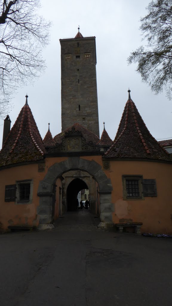 Rothenburg ob der Tauber, 91541 by Pierre Andre Leclerc…