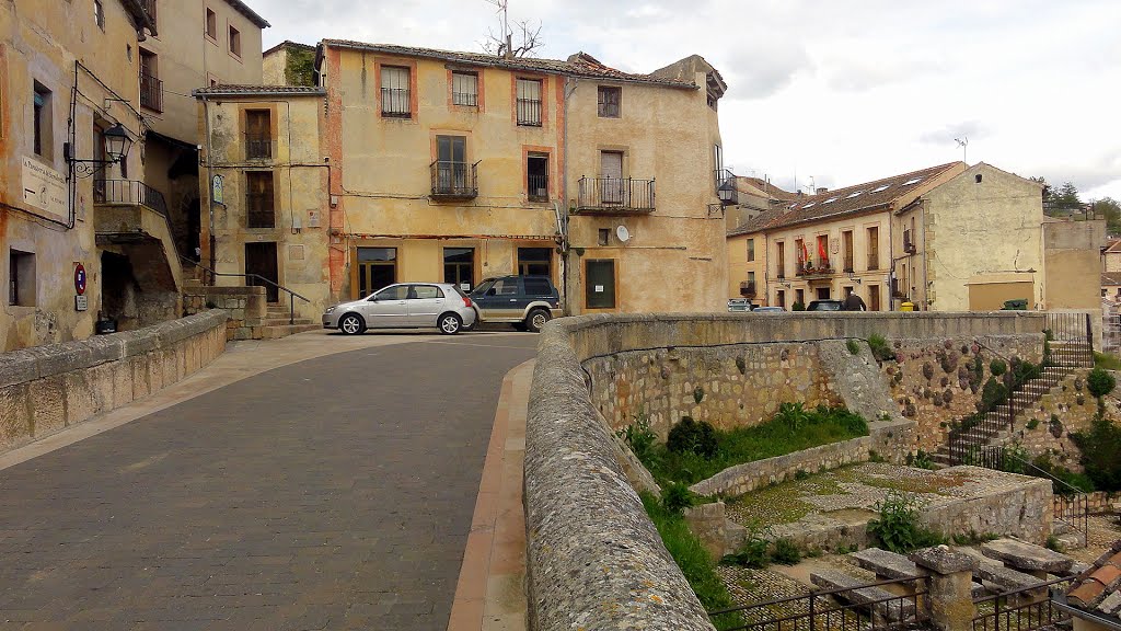 ESPAÑA Calle de Los Fueros, Sepúlveda by Talavan