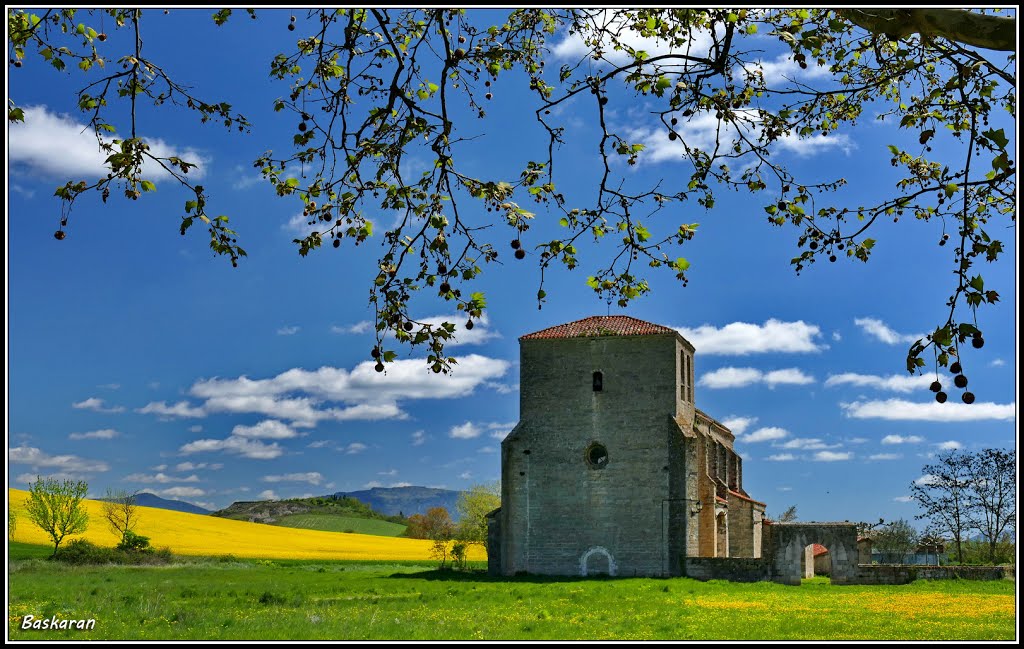 Iglesia de Asiain - Navarra by mbaska73