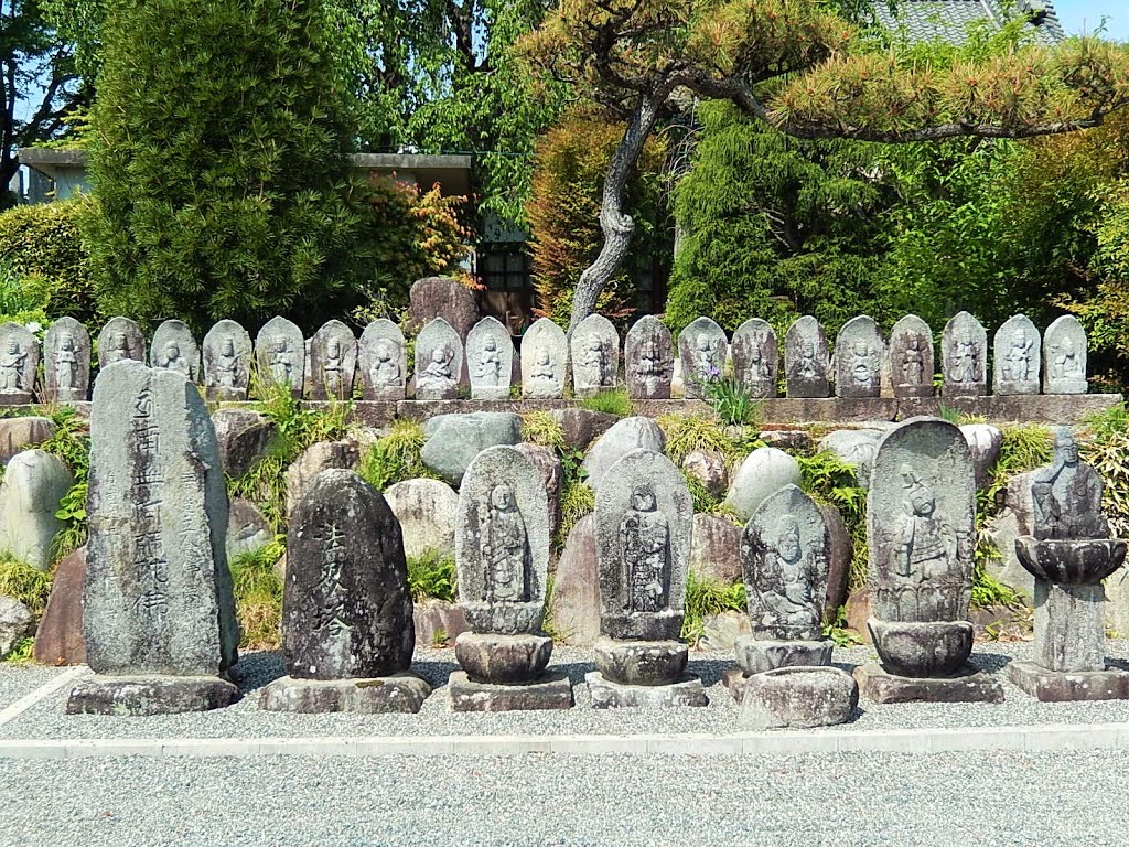 雲彩寺 by yasufumi yoshizawa