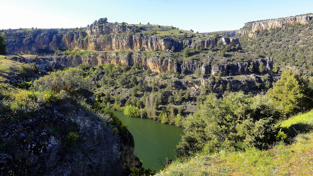 ESPAÑA Hoces del Río Duratón, Sepúlveda by Talavan