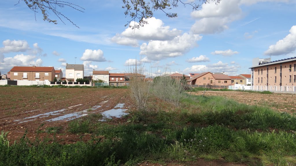 Alovera, 19208, Guadalajara, Spain by EventusBonus