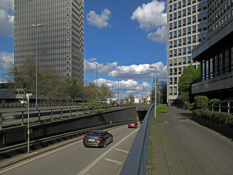 Kruppstraße in Richtung "Freiheit" by Natur- und Umweltfot…