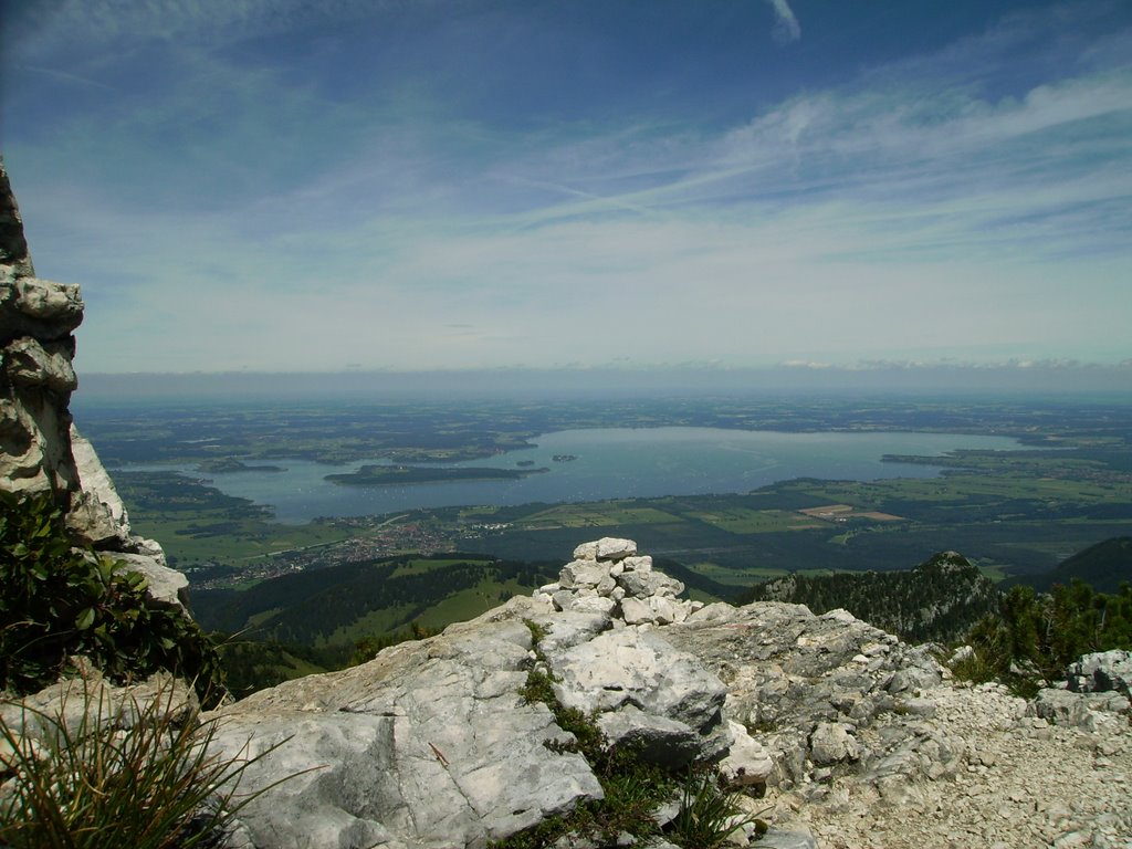 Blick von der Kampenwand auf den Chiemsee by Wolfgang Küfner