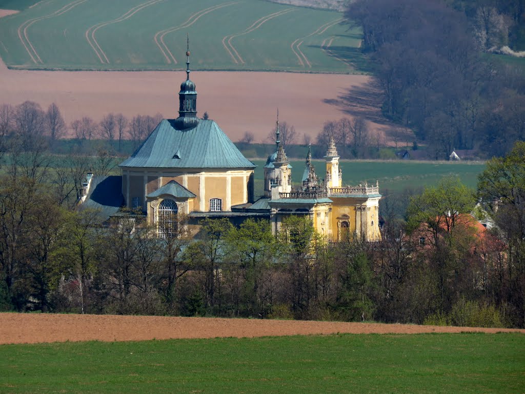 Widoki spod Golca na Góry Stołowe i Wambierzyce by Dodge