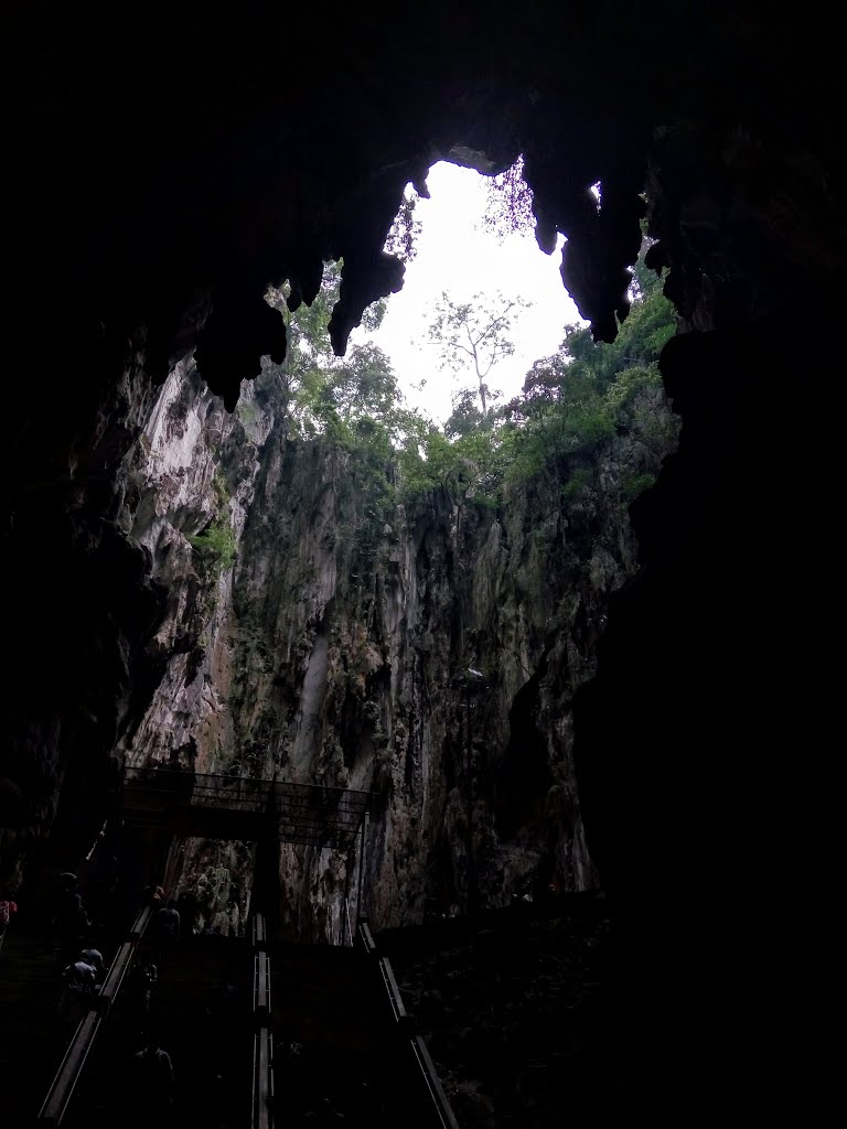 Batu Caves, 68100 Batu Caves, Selangor, Malaysia by Yerik Liou