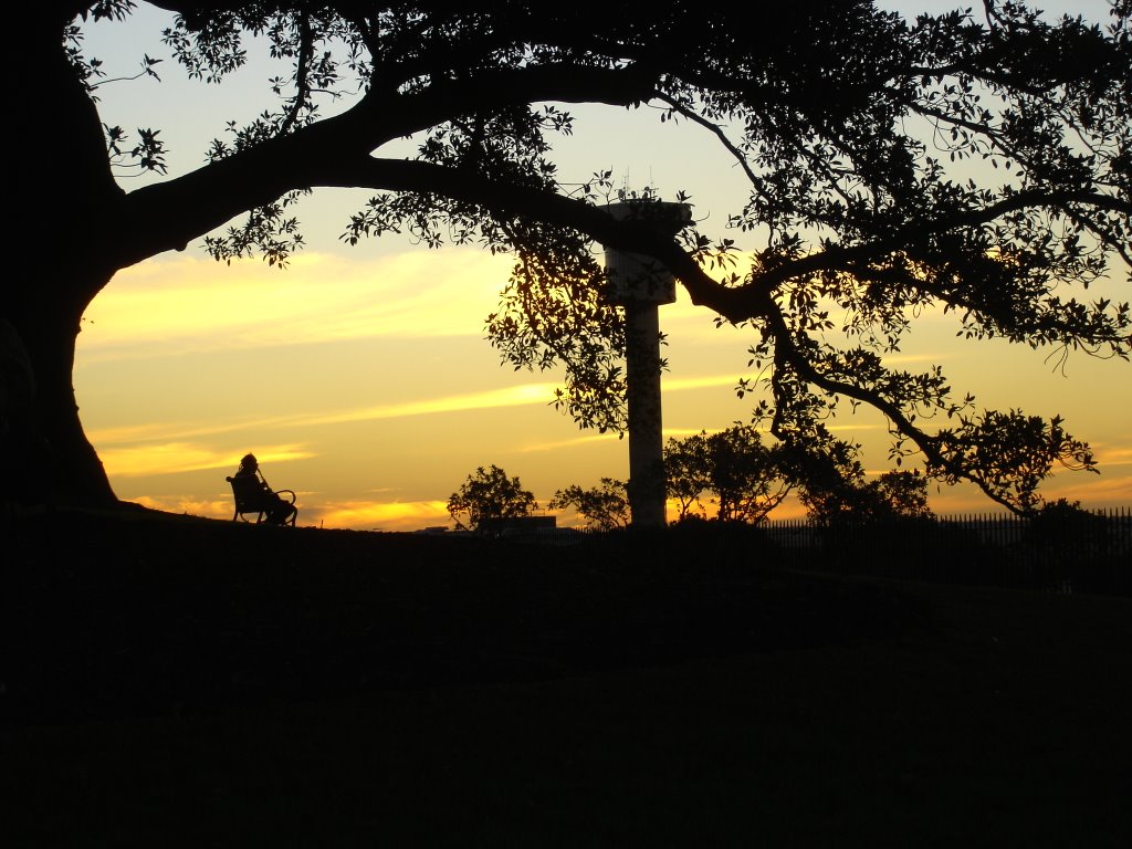 Sunset at Sidney observatory by ptornero