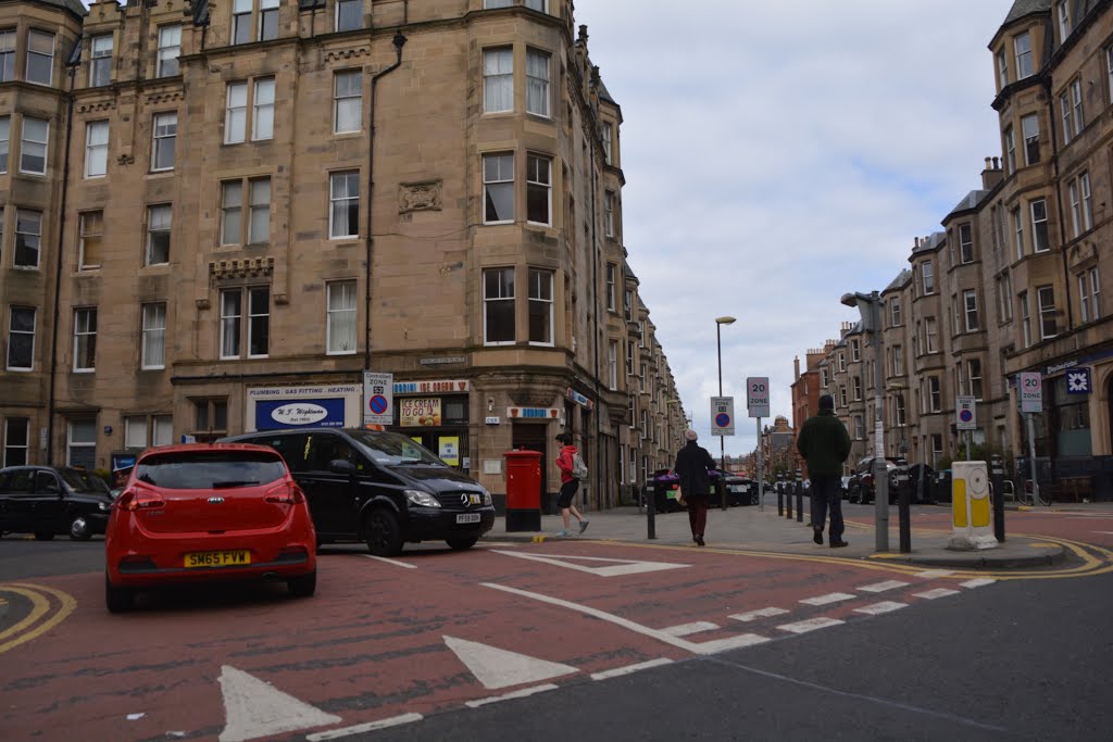 Edinburgh, UK by A Photographer