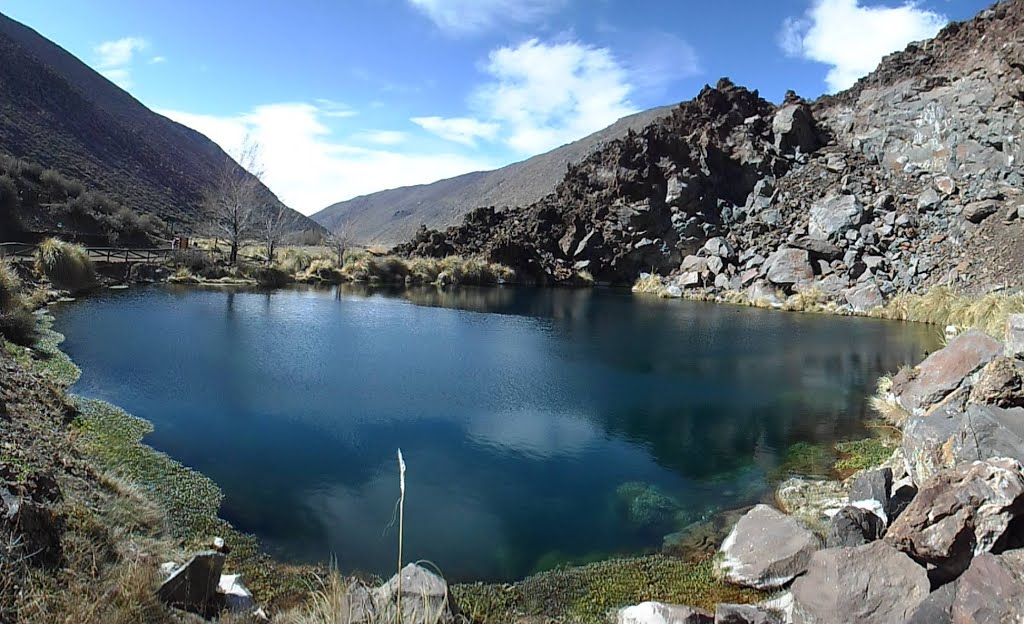 LAGUNA DE LA NIÑA ENCANTADA by MAURICIO BLANCO