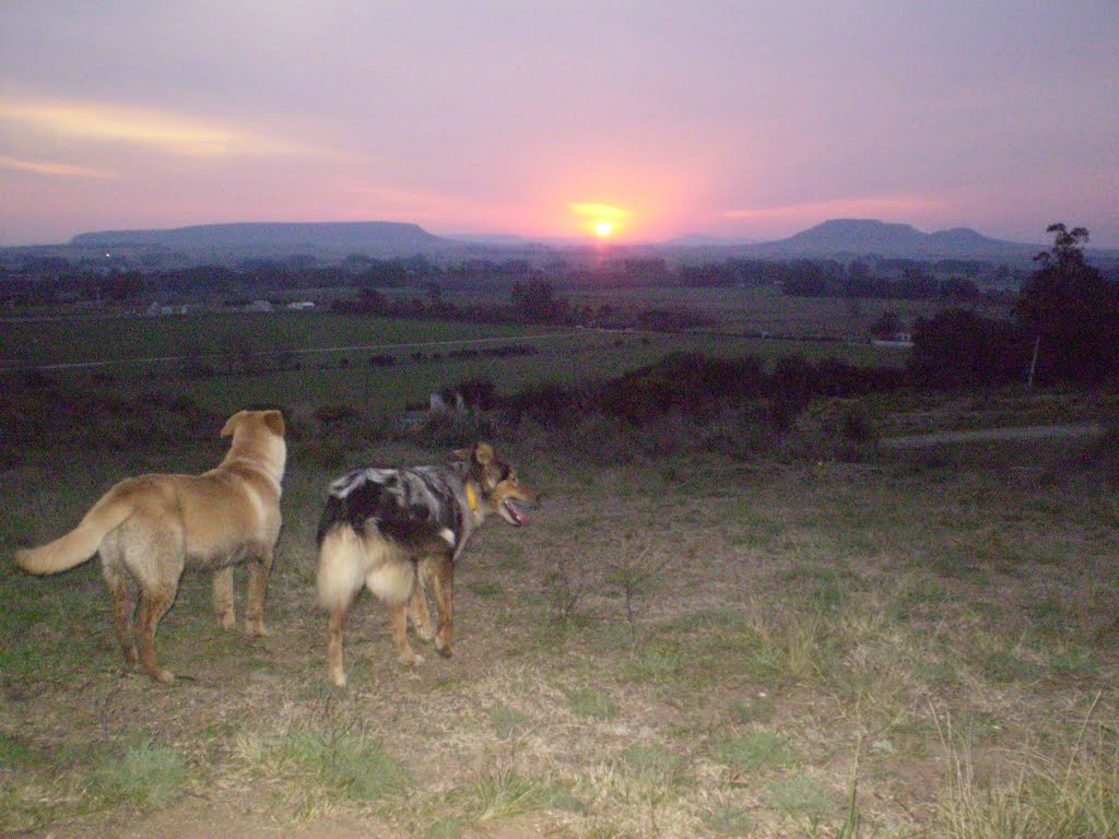 BALCARCE ATARDECE DESDE LA BARROSA by MAURICIO BLANCO