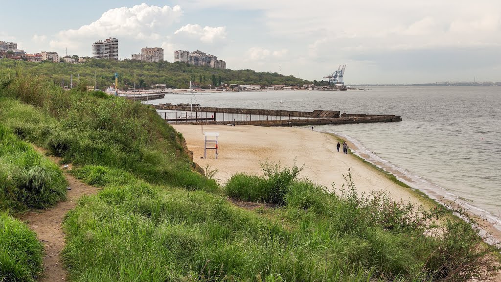 Maly Fontan, Odessa, Odessa Oblast, Ukraine by Sergei Leshchinsky