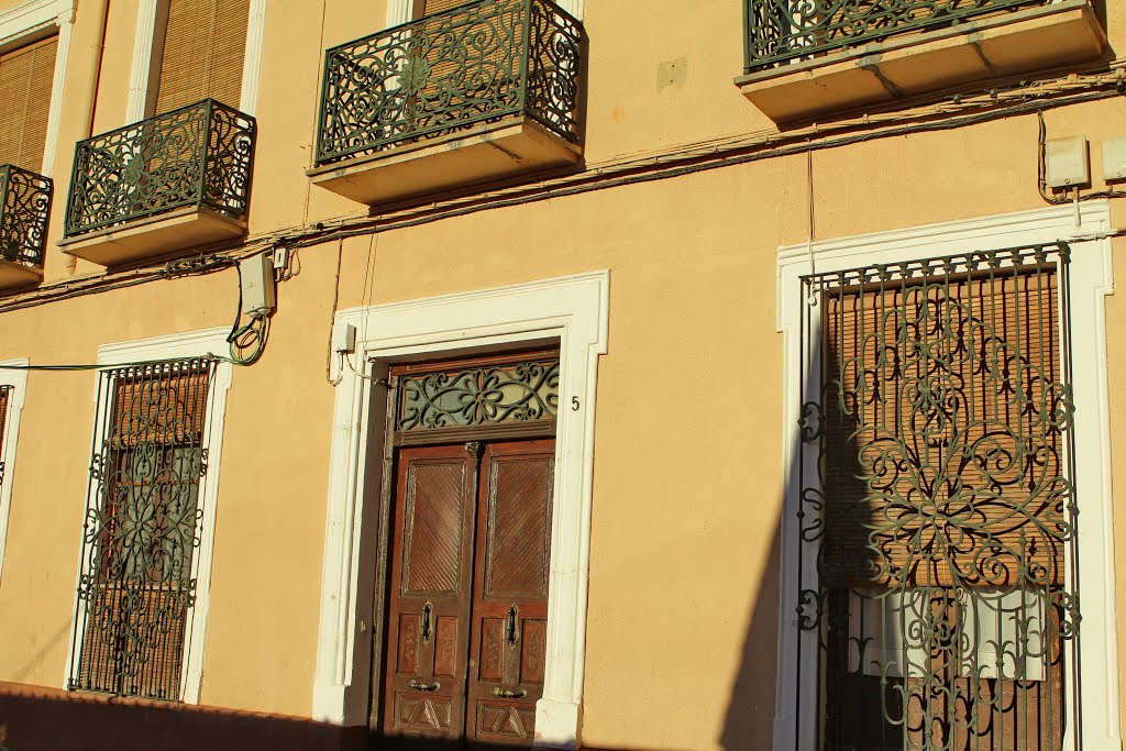 Ventanas a la Plaza de España by RA Melgar