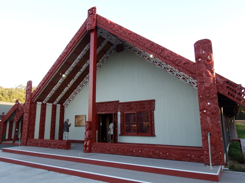 Storehouse TE PUIA by hiroo hamahara