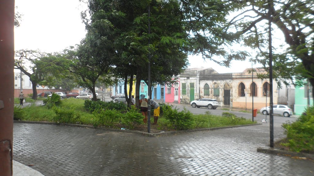 Praça Venâncio Neiva em águas. João Pessoa PB.. by Ben Hur Brito